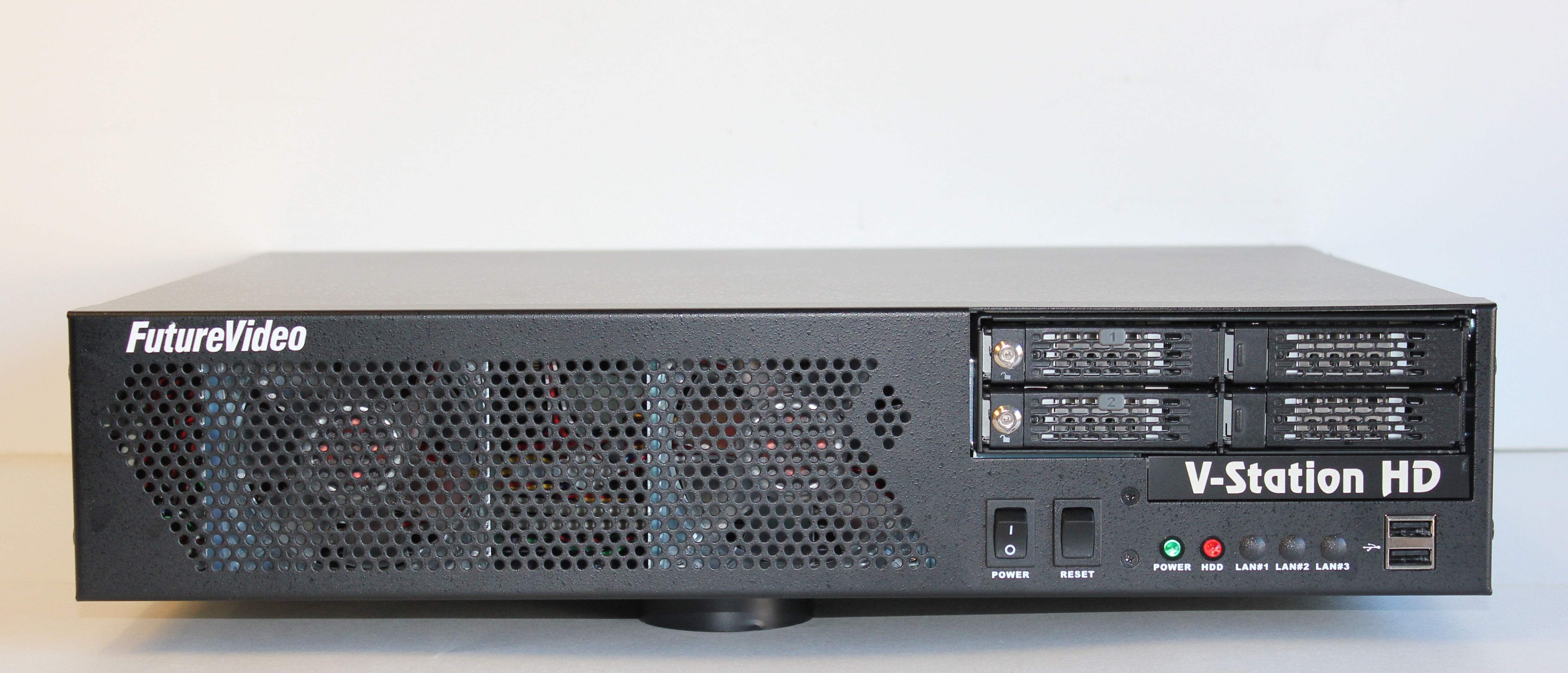 Studio8-Front-view-with-4-bay-4TB-1